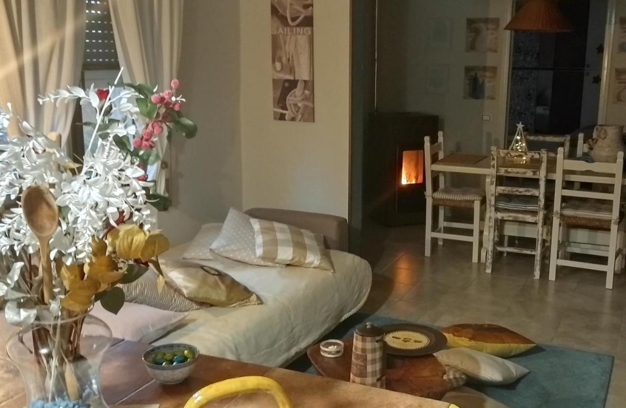 Casa Guanita Apartment Uzzano Ngoại thất bức ảnh